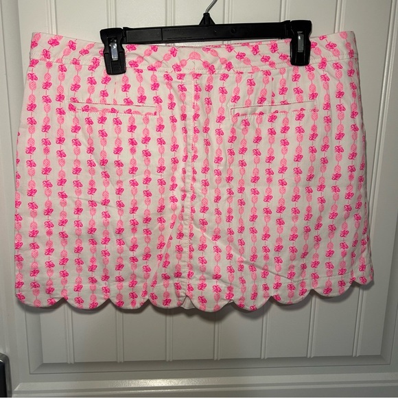 Lilly Pulitzer White & Hot Pink Pineapple Print Scallop Hem Colette Denim Skort - Picture 3 of 8